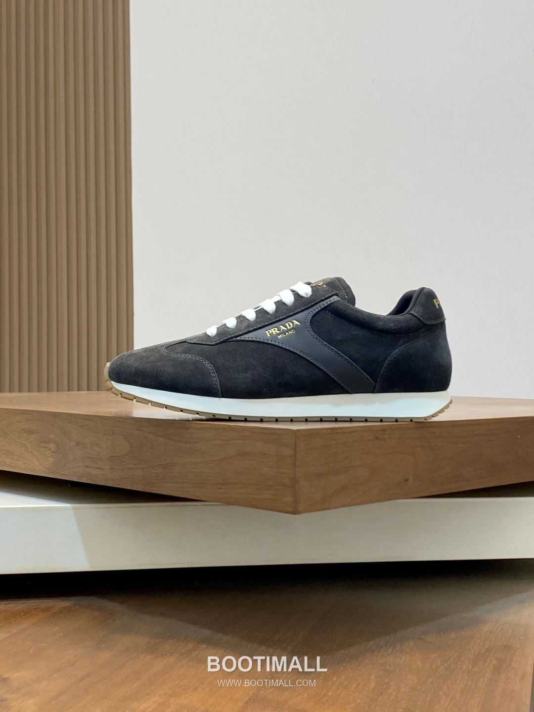 Prada Geometric Stitch Low Sneaker Calf Leather Nylon Black Sneakers 프라다 지오메트릭 스티치 로우 스니커즈 소가죽 나일론 블랙 2