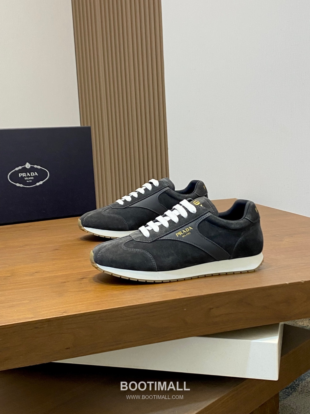 Prada Geometric Stitch Low Sneaker Calf Leather Nylon Black Sneakers 프라다 지오메트릭 스티치 로우 스니커즈 소가죽 나일론 블랙 3