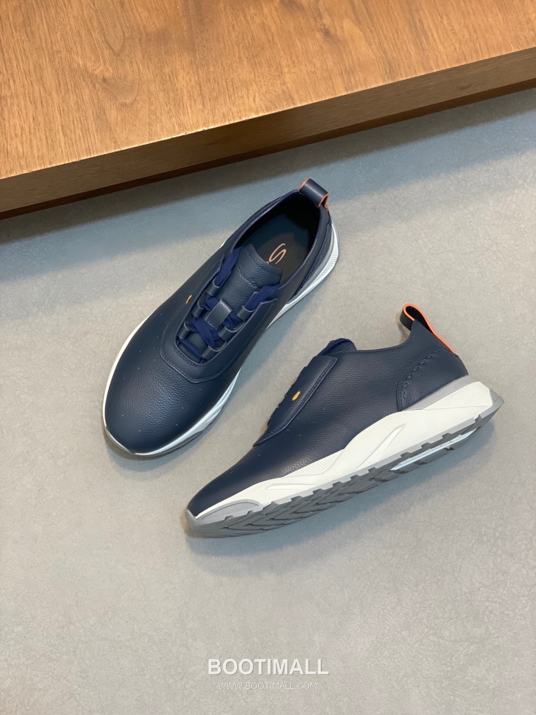 Santoni Calf Leather Low Top Sneaker 산토니 카프 레더 로우탑 스니커즈 5