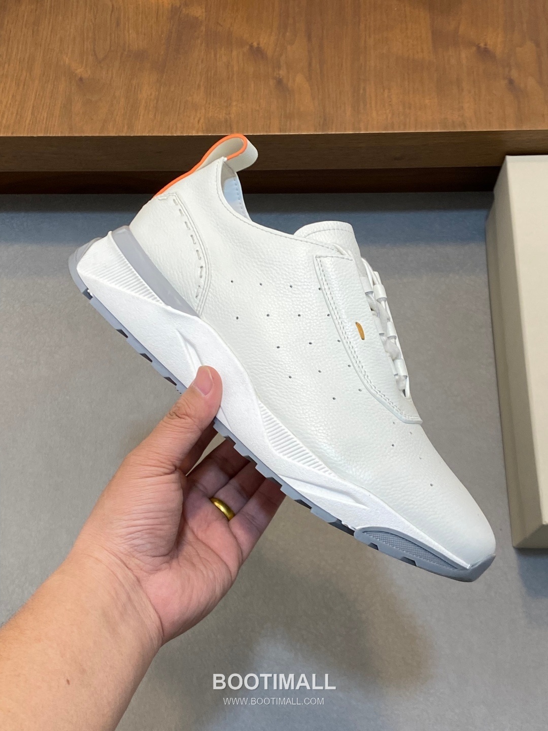 Santoni Calf Leather Low Top Sneaker 산토니 카프 레더 로우탑 스니커즈 4