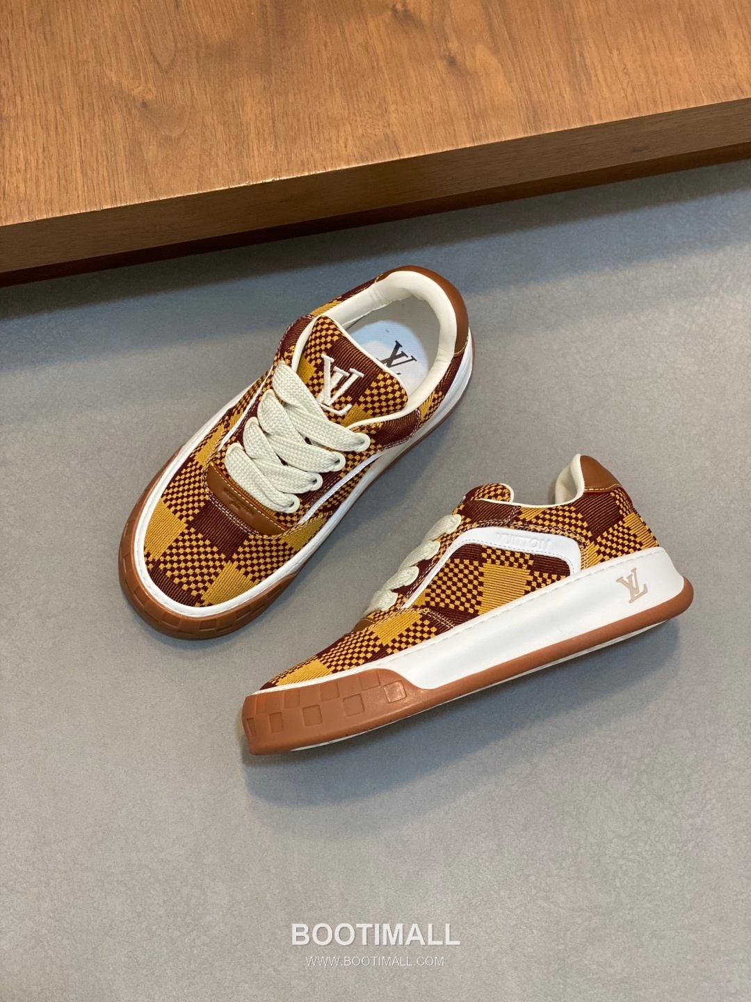 Louis Vuitton Monogram Print Calf Leather Sneaker Calf Leather Mesh Brown Sneakers 루이비통 모노그램 프린트 송아지 가죽 스니커즈 송아지 가죽 메쉬 브라운 5