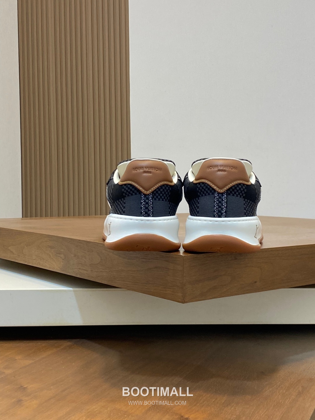 Louis Vuitton Monogram Print Calf Leather Sneaker Calf Leather Mesh Brown Sneakers 루이비통 모노그램 프린트 송아지 가죽 스니커즈 송아지 가죽 메쉬 브라운 8