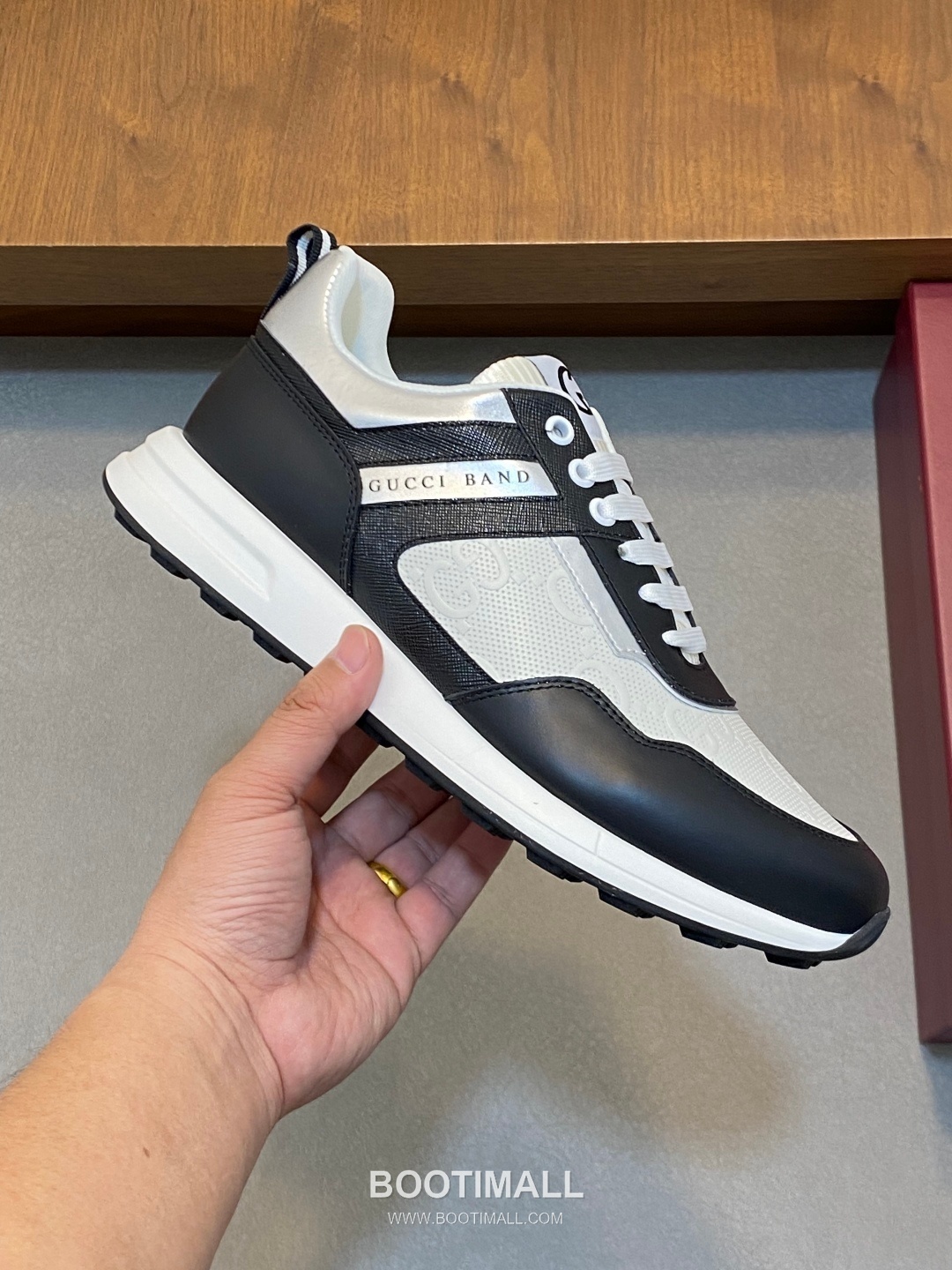 Gucci Signature Panel Low Sneaker Calfskin Fabric Brown Sneakers 구찌 시그니처 패널 로우 스니커즈 송아지가죽 패브릭 브라운 4