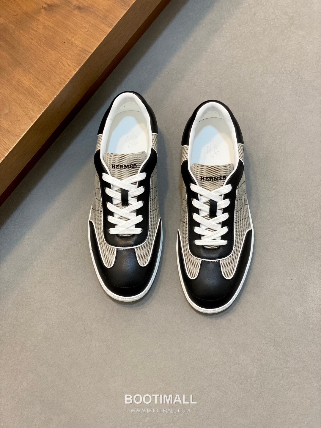 Hermes Smooth Calf Canvas Trainer Calfskin Canvas White Sneakers 에르메스 스무스 카프 캔버스 트레이너 카프스킨 캔버스 화이트 스니커즈 1