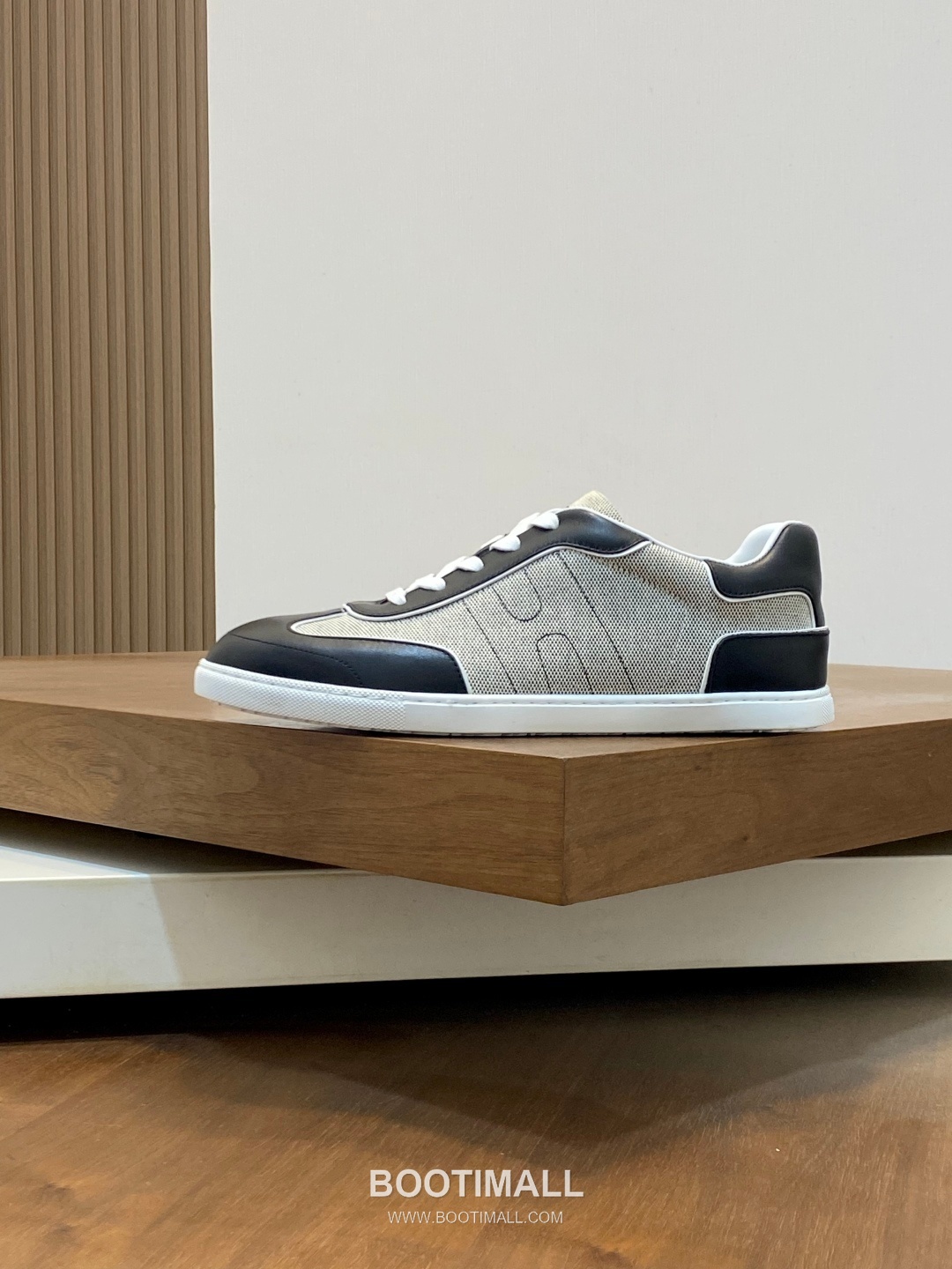 Hermes Smooth Calf Canvas Trainer Calfskin Canvas White Sneakers 에르메스 스무스 카프 캔버스 트레이너 카프스킨 캔버스 화이트 스니커즈 2