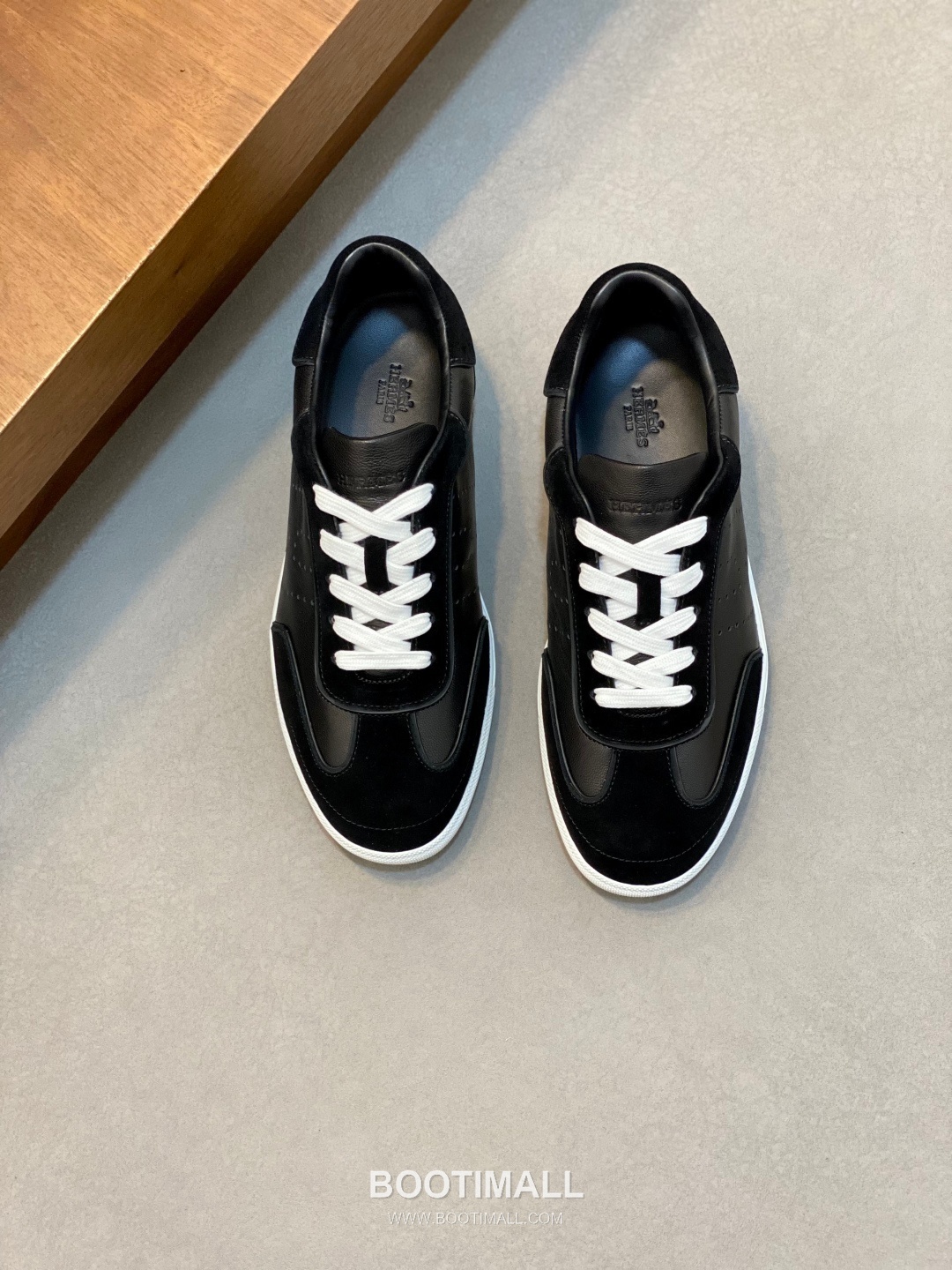 Hermes Smooth Calf Canvas Trainer Calfskin Canvas White Sneakers 에르메스 스무스 카프 캔버스 트레이너 카프스킨 캔버스 화이트 스니커즈 1