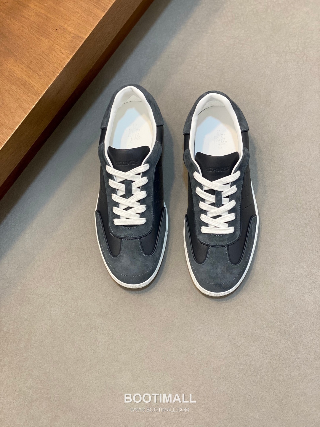 Hermes Smooth Calf Canvas Trainer Calfskin Canvas White Sneakers 에르메스 스무스 카프 캔버스 트레이너 카프스킨 캔버스 화이트 스니커즈 1