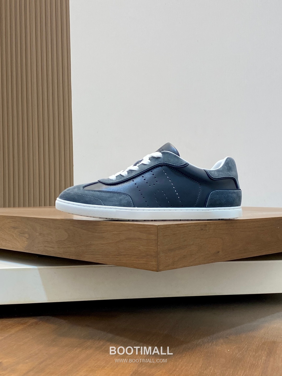 Hermes Smooth Calf Canvas Trainer Calfskin Canvas White Sneakers 에르메스 스무스 카프 캔버스 트레이너 카프스킨 캔버스 화이트 스니커즈 2