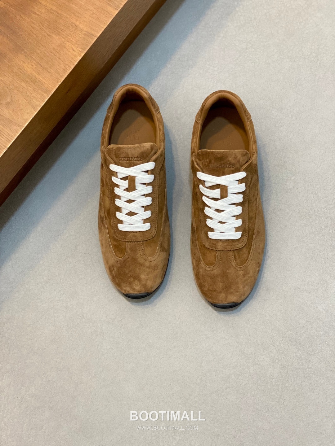 Hermes Master Suede Trainer Suede Goatskin Beige Sneakers 에르메스 마스터 스웨이드 트레이너 스웨이드 산양가죽 베이지 스니커즈 1