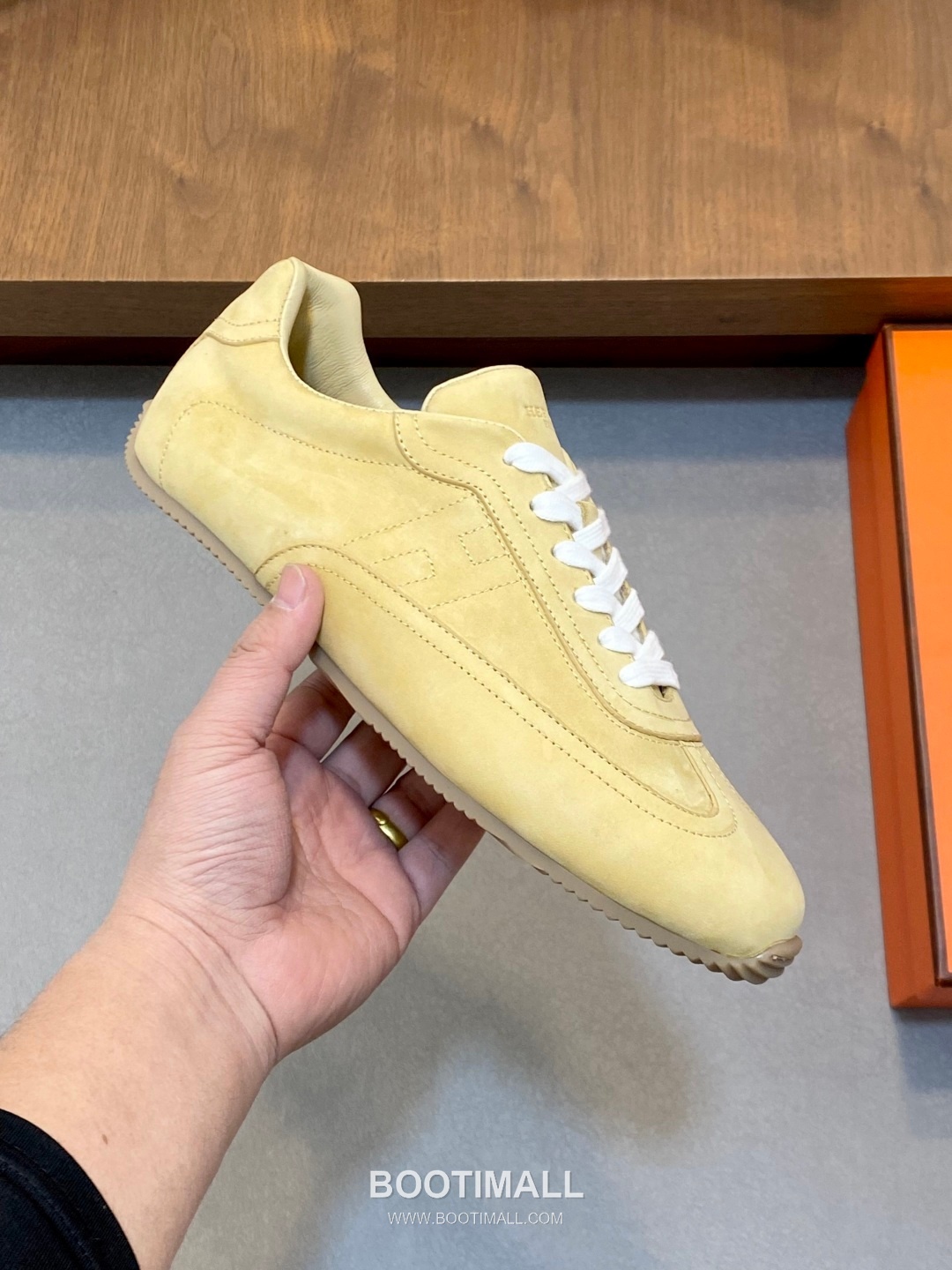 Hermes Master Suede Trainer Suede Goatskin Beige Sneakers 에르메스 마스터 스웨이드 트레이너 스웨이드 산양가죽 베이지 스니커즈 4