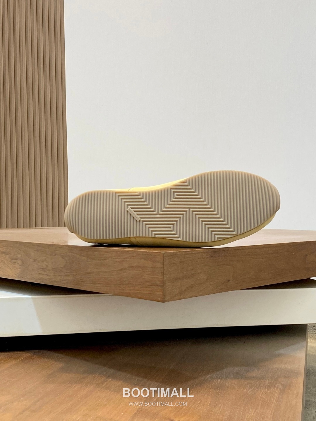 Hermes Master Suede Trainer Suede Goatskin Beige Sneakers 에르메스 마스터 스웨이드 트레이너 스웨이드 산양가죽 베이지 스니커즈 9