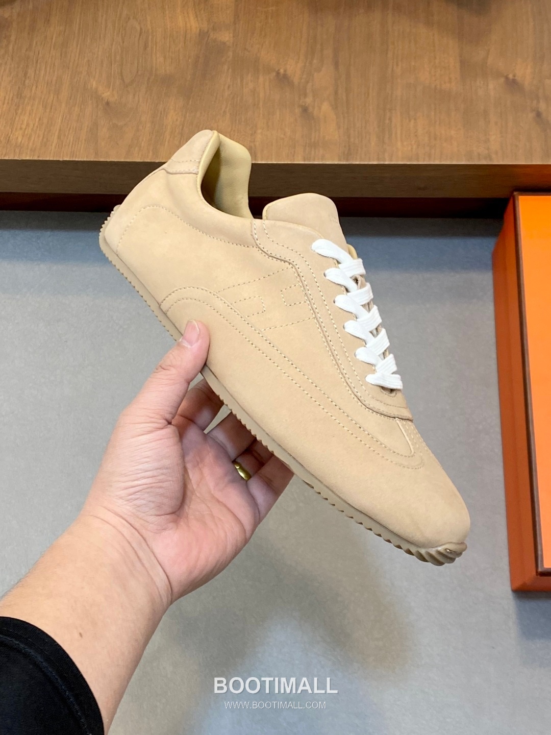 Hermes Master Suede Trainer Suede Goatskin Beige Sneakers 에르메스 마스터 스웨이드 트레이너 스웨이드 산양가죽 베이지 스니커즈 4