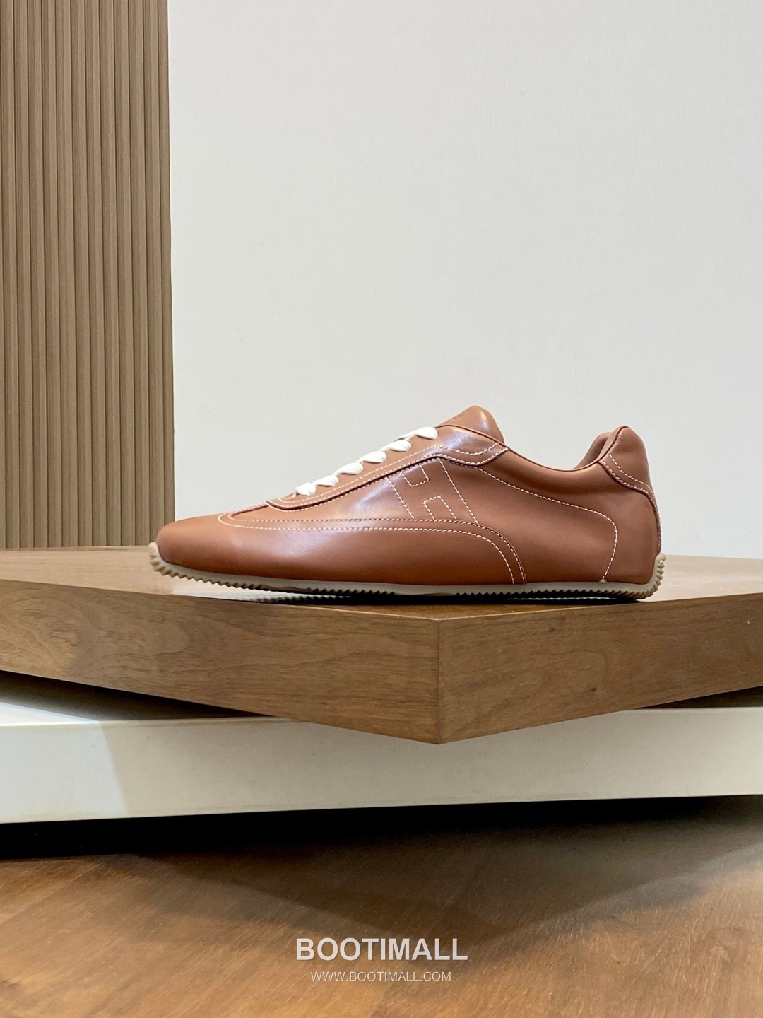 Hermes Master Suede Trainer Suede Goatskin Beige Sneakers 에르메스 마스터 스웨이드 트레이너 스웨이드 산양가죽 베이지 스니커즈 2