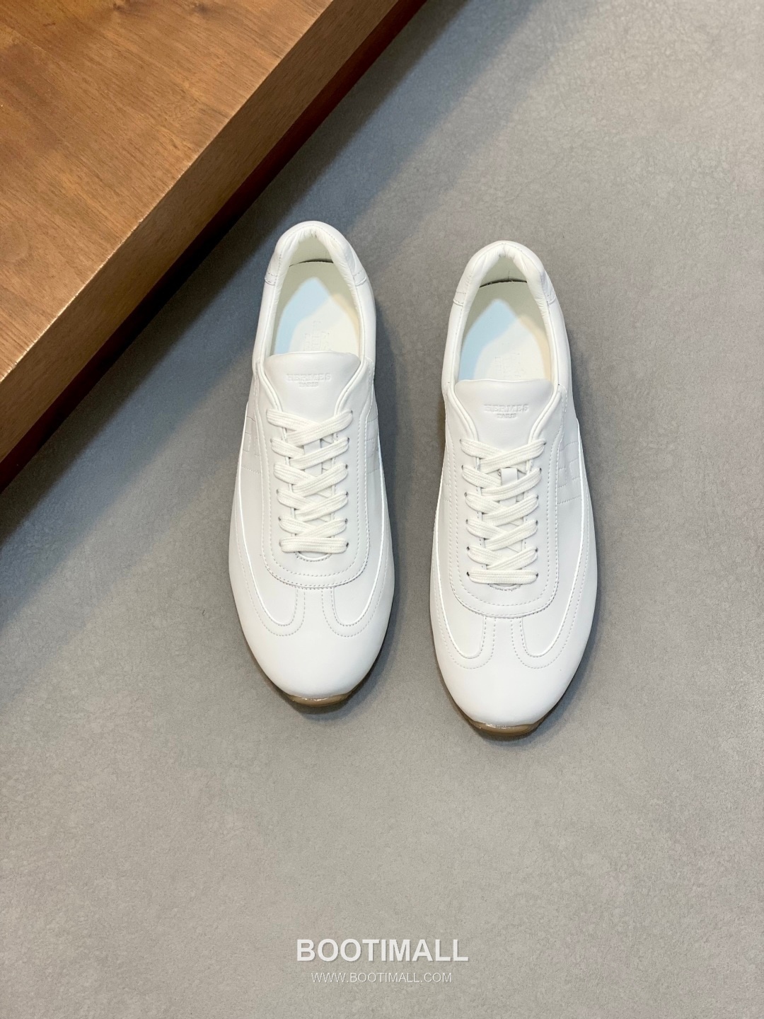 Hermes Master Suede Trainer Suede Goatskin Beige Sneakers 에르메스 마스터 스웨이드 트레이너 스웨이드 산양가죽 베이지 스니커즈 1