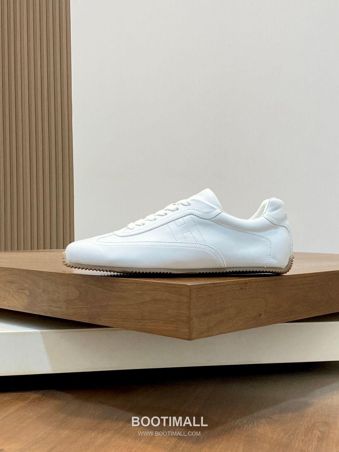 Hermes Master Suede Trainer Suede Goatskin Beige Sneakers 에르메스 마스터 스웨이드 트레이너 스웨이드 산양가죽 베이지 스니커즈 2