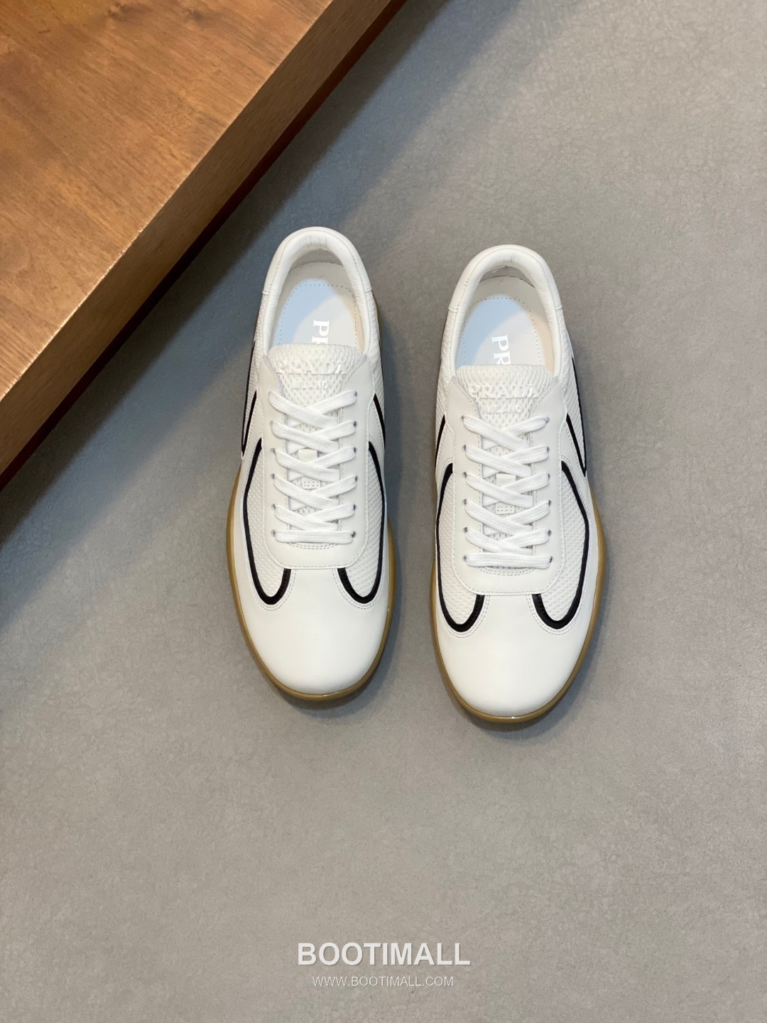 Prada Geometric Panel Runner Calfskin Mesh Khaki Sneakers 프라다 지오메트릭 패널 러너 송아지가죽 메쉬 카키 스니커즈 -9 1