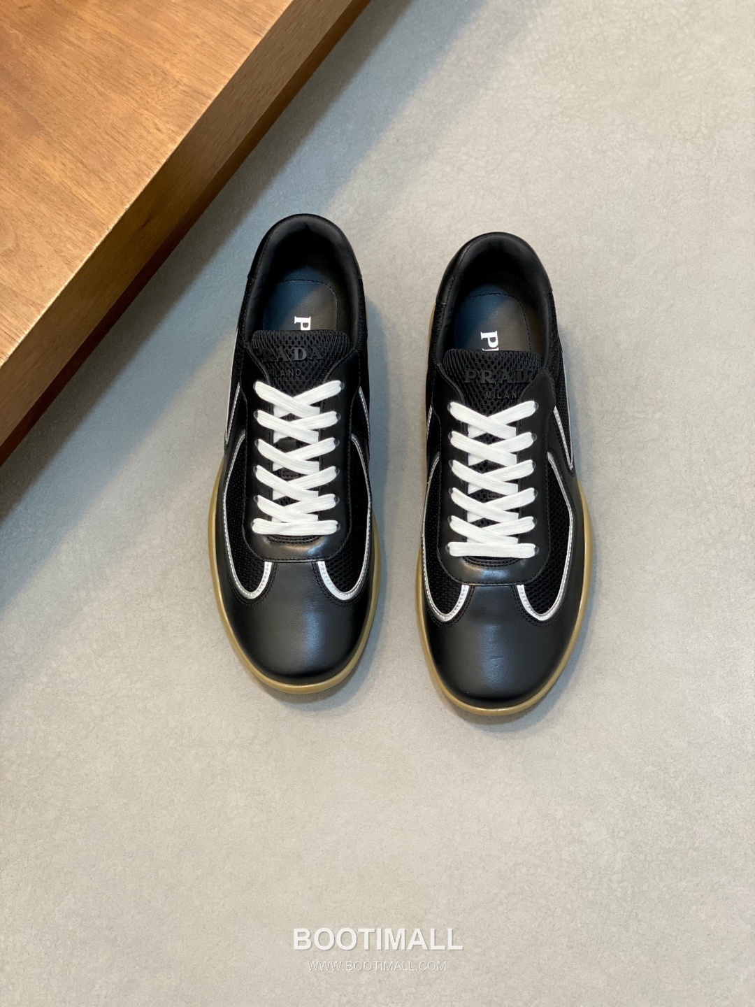 Prada Geometric Panel Runner Calfskin Mesh Khaki Sneakers 프라다 지오메트릭 패널 러너 송아지가죽 메쉬 카키 스니커즈 -9 1