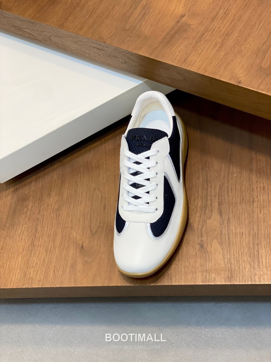 Prada Geometric Panel Runner Calfskin Mesh Khaki Sneakers 프라다 지오메트릭 패널 러너 송아지가죽 메쉬 카키 스니커즈 -9 6