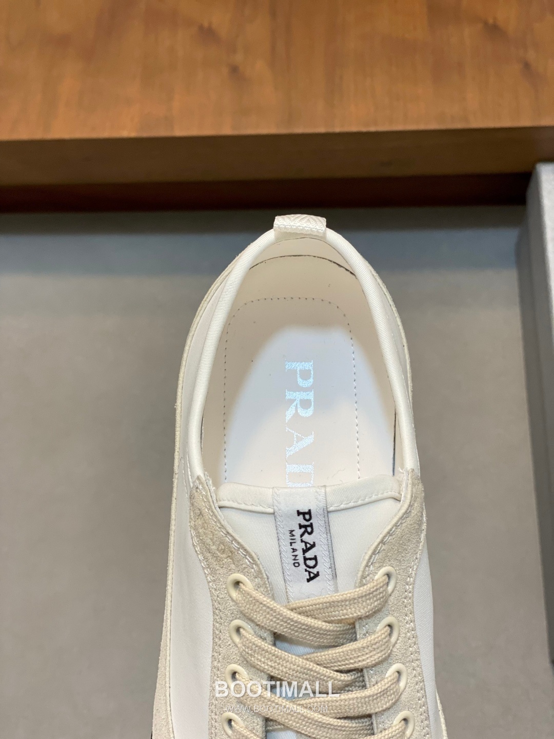 Prada Enamel Triangle Leather Sneaker Leather Sneakers 프라다 에나멜 트라이앵글 레더 스니커즈 레더 7