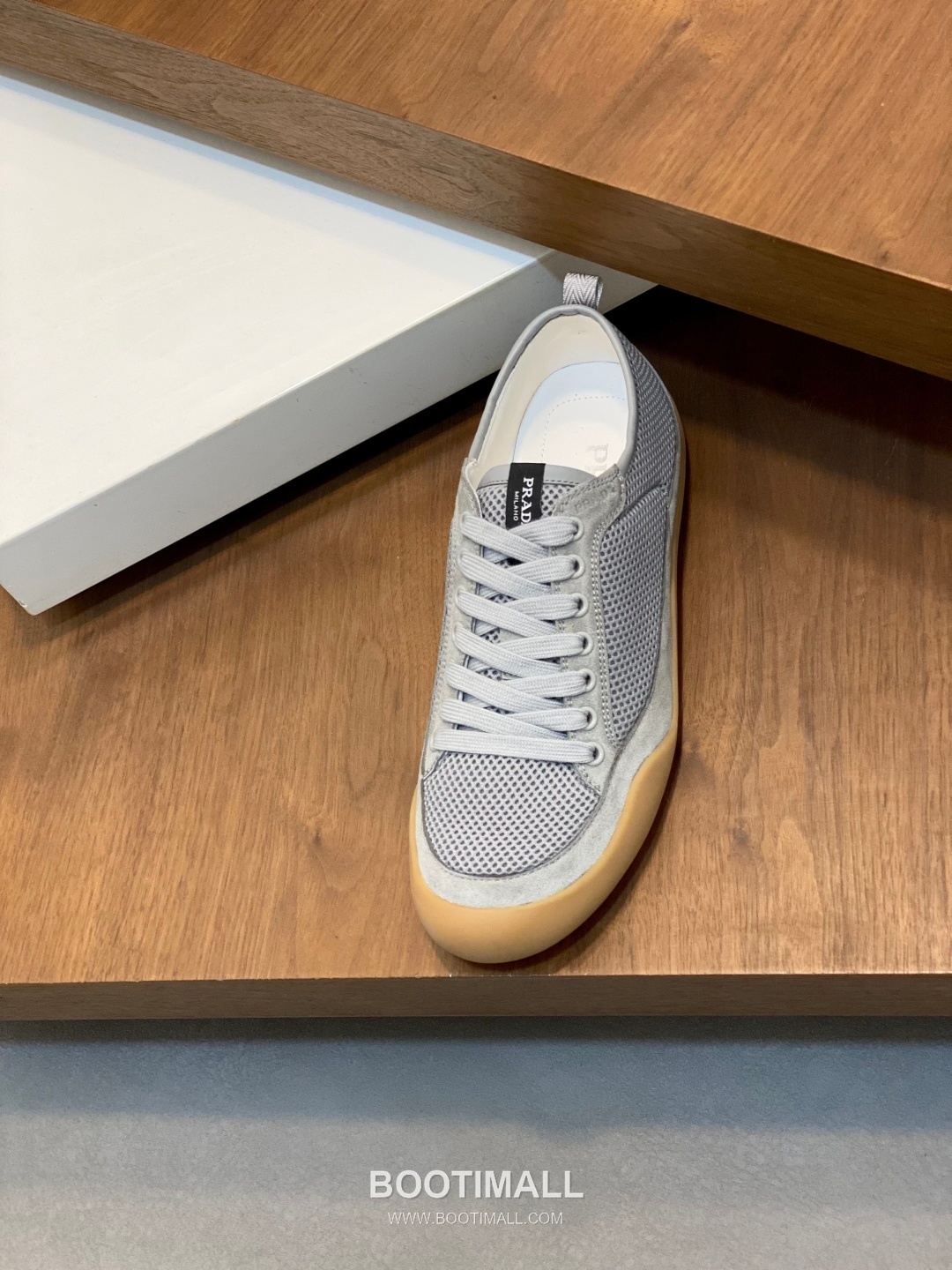 Prada Enamel Triangle Leather Sneaker Leather Sneakers 프라다 에나멜 트라이앵글 레더 스니커즈 레더 6