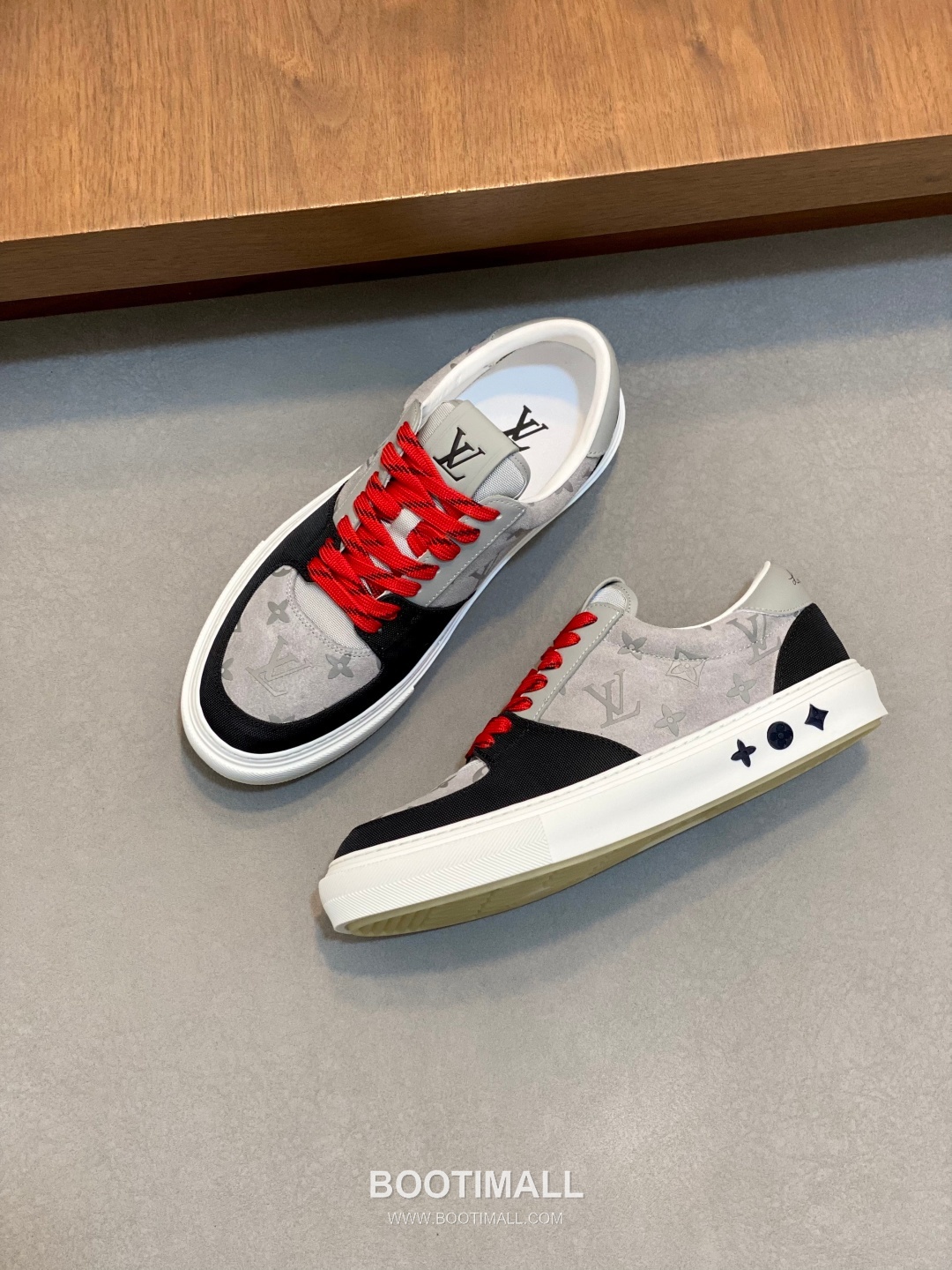 Louis Vuitton Grain Calfskin Napa Trainer Grain Calfskin Napa Leather TPU Sneakers 루이비통 그레인 송아지 나파 트레이너 그레인 송아지 가죽 나파 레더 TPU 스니커즈 5