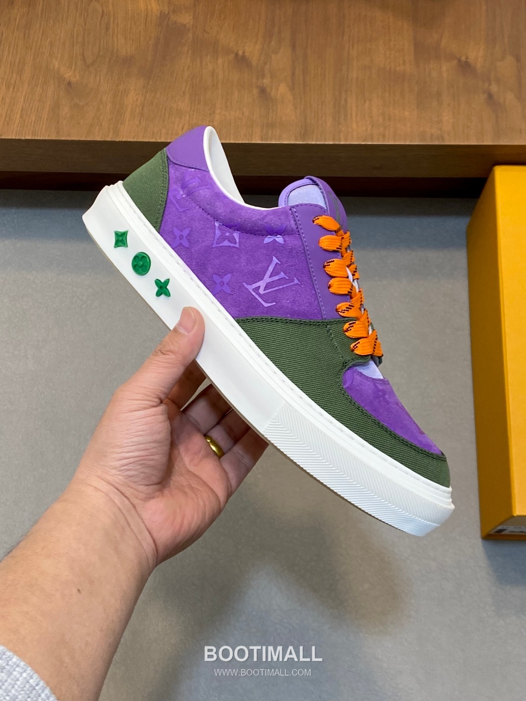 Louis Vuitton Grain Calfskin Napa Trainer Grain Calfskin Napa Leather TPU Sneakers 루이비통 그레인 송아지 나파 트레이너 그레인 송아지 가죽 나파 레더 TPU 스니커즈 4