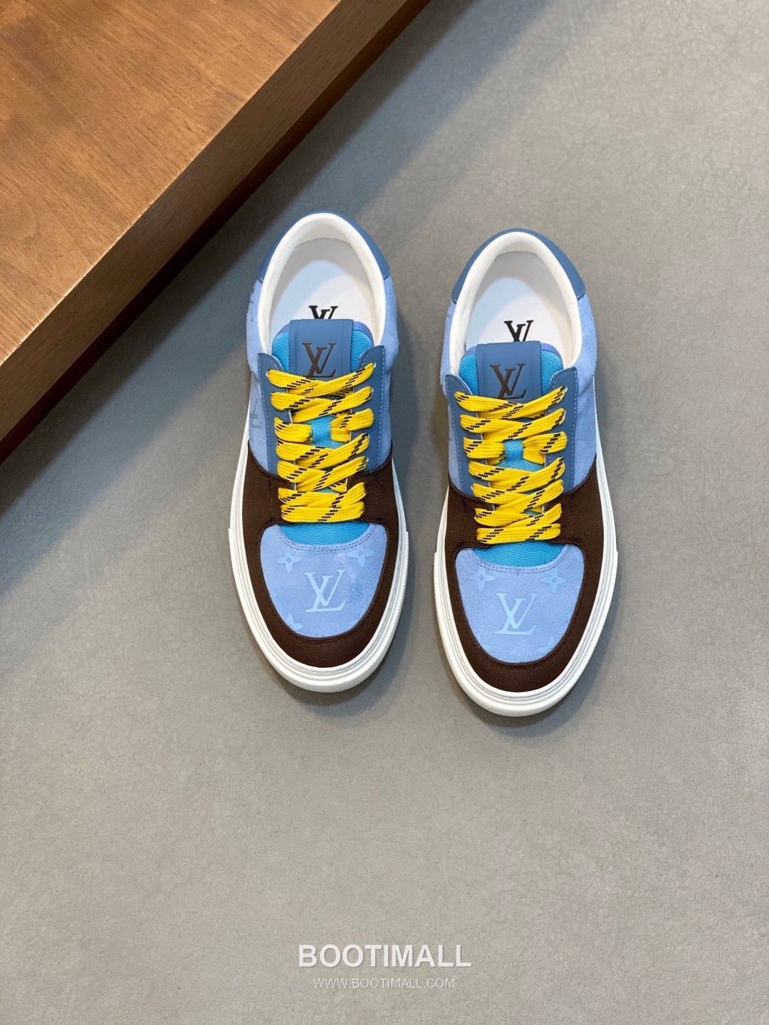 Louis Vuitton Grain Calfskin Napa Trainer Grain Calfskin Napa Leather TPU Sneakers 루이비통 그레인 송아지 나파 트레이너 그레인 송아지 가죽 나파 레더 TPU 스니커즈 1