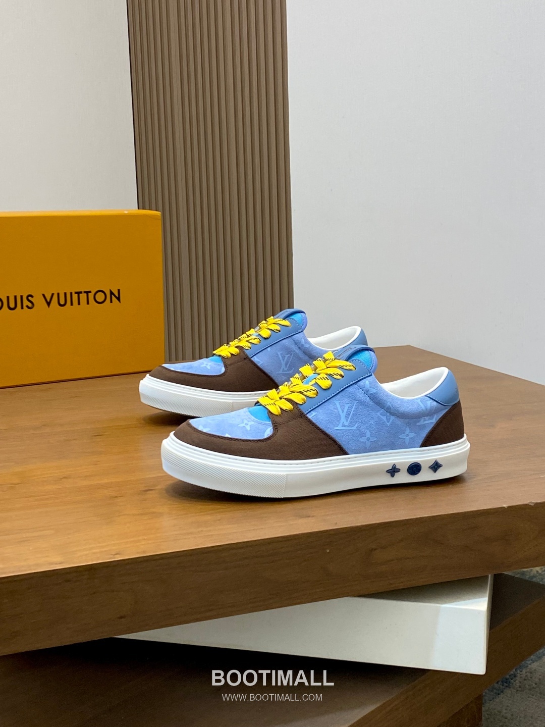 Louis Vuitton Grain Calfskin Napa Trainer Grain Calfskin Napa Leather TPU Sneakers 루이비통 그레인 송아지 나파 트레이너 그레인 송아지 가죽 나파 레더 TPU 스니커즈 3