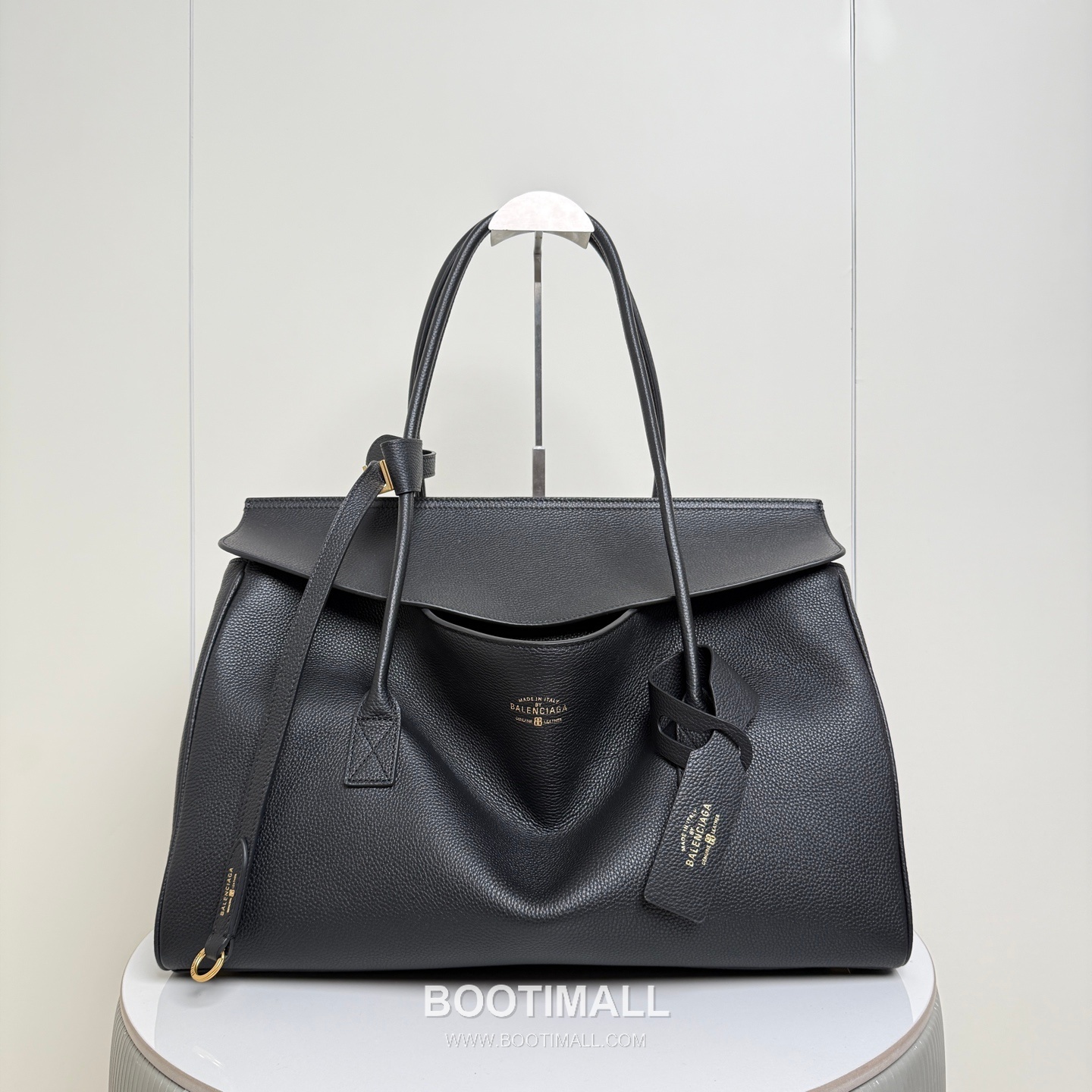 Balenciaga Carrie Carry All Litchi-Grain Cowhide Black Top Handle Bag 발렌시아가 캐리 올 리치패턴 소가죽 블랙 탑핸들백 54cm 6