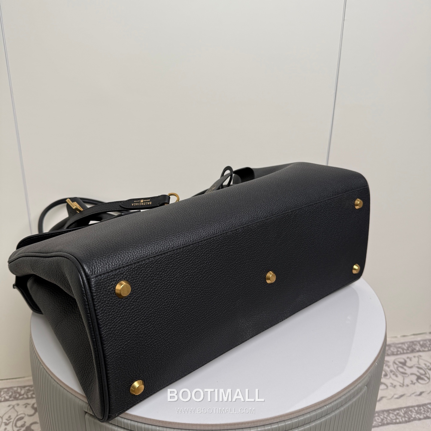 Balenciaga Carrie Carry All Litchi-Grain Cowhide Black Top Handle Bag 발렌시아가 캐리 올 리치패턴 소가죽 블랙 탑핸들백 54cm 12