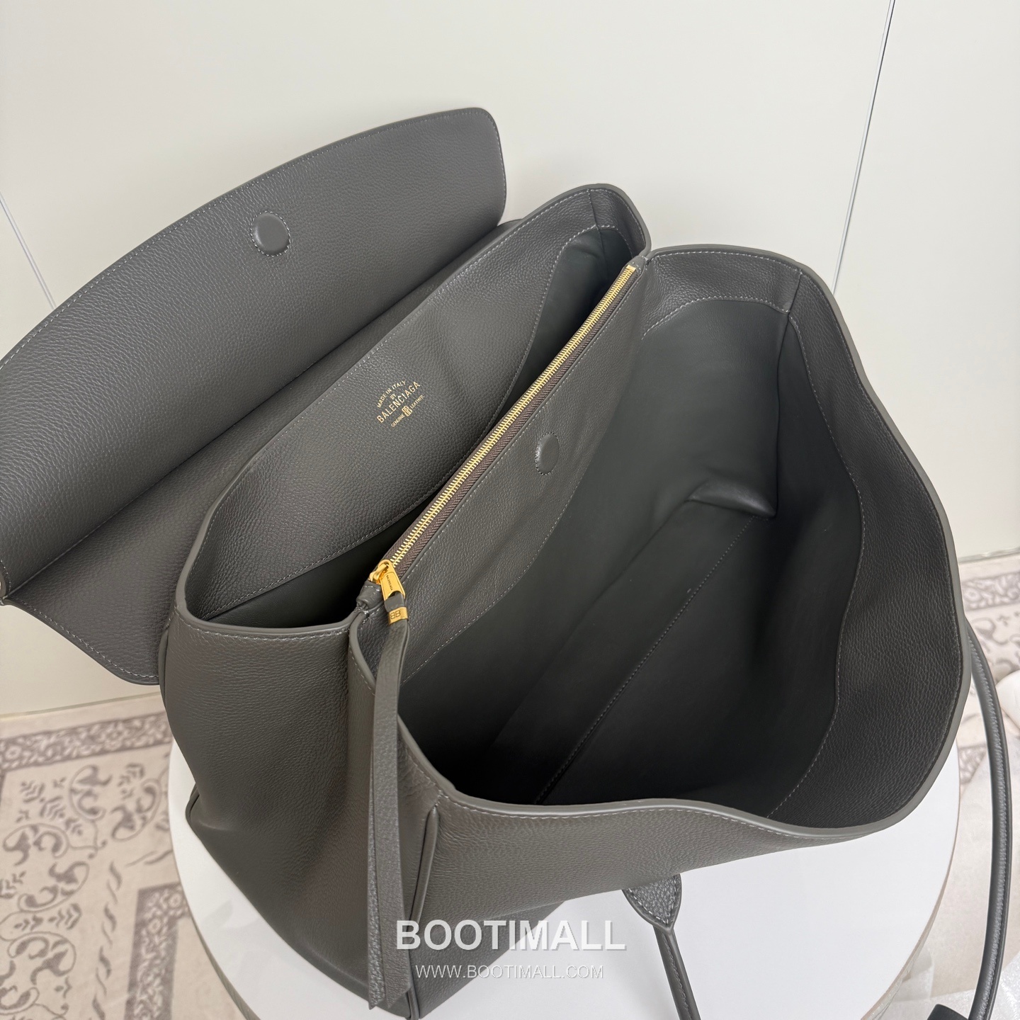 Balenciaga Carrie Carry All Litchi Grain Calfskin Top Handle Bag 발렌시아가 캐리 올 리치 그레인 카프스킨 탑핸들백 53.8cm 9