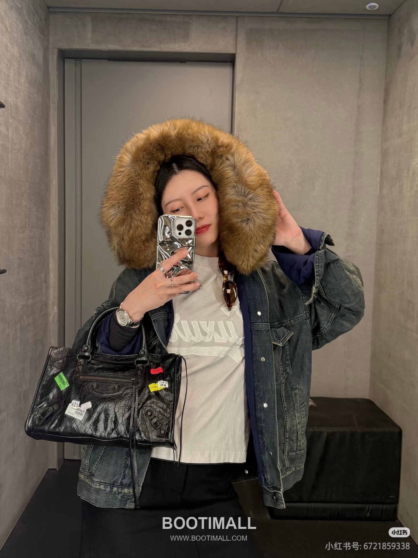 Balenciaga Le City Patch Print Small Shoulder Bag 발렌시아가 르 시티 패치 프린트 스몰 숄더백 23cm 4