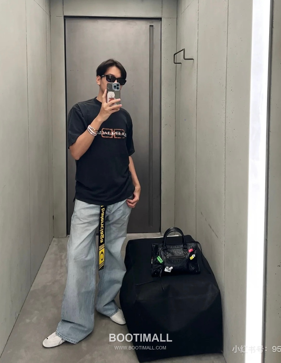 Balenciaga Le City Patch Print Small Shoulder Bag 발렌시아가 르 시티 패치 프린트 스몰 숄더백 23cm 8