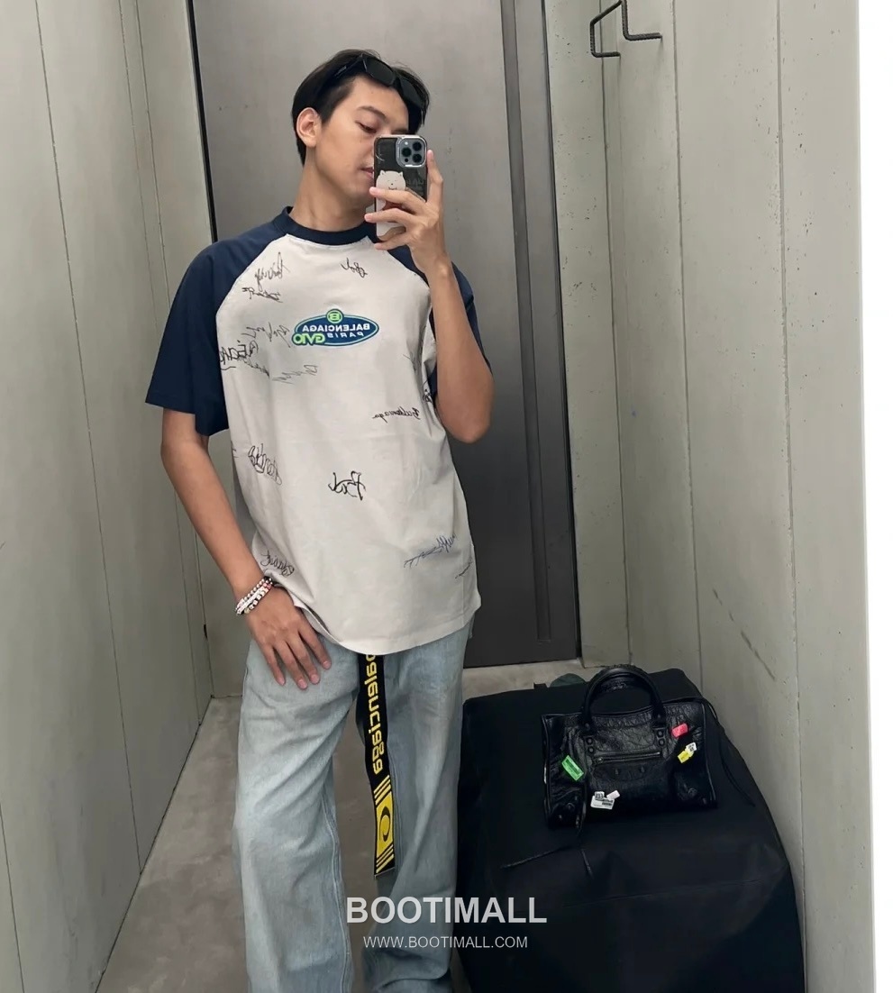 Balenciaga Le City Patch Print Small Shoulder Bag 발렌시아가 르 시티 패치 프린트 스몰 숄더백 23cm 10