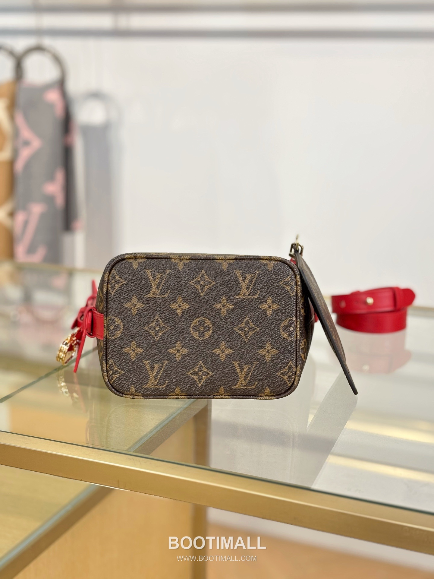 Louis Vuitton All In BB Monogram Canvas Red Top Handle Bag M28317 루이비통 올인 BB 모노그램 캔버스 레드 탑핸들백 18cm 15