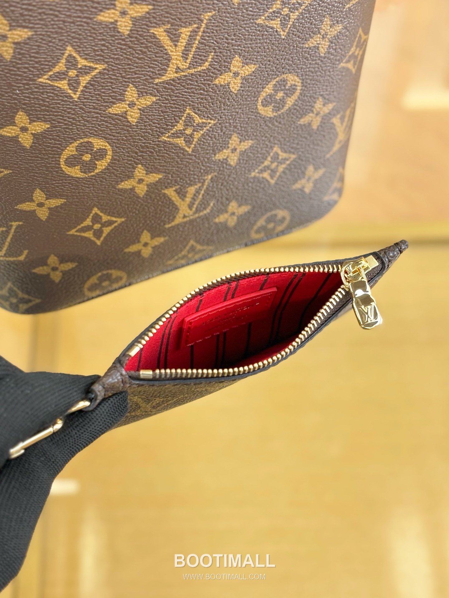 Louis Vuitton All In BB Monogram Canvas Red Top Handle Bag M28317 루이비통 올인 BB 모노그램 캔버스 레드 탑핸들백 18cm 16