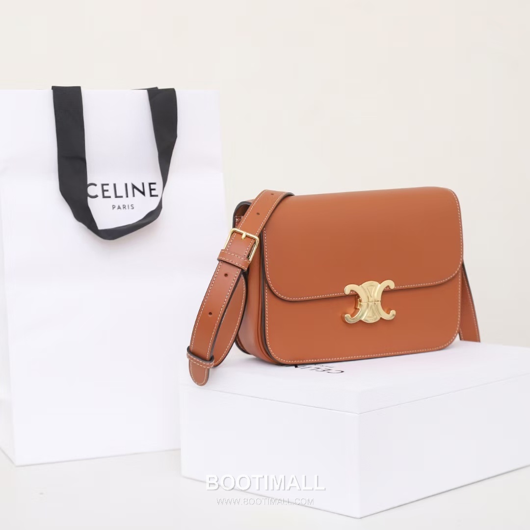 Celine Triomphe Medium Flap Smooth Calfskin Black Long Wallet 셀린느 트리옴프 미디엄 플랩 스무스 카프스킨 블랙 장지갑 22.5cm 8