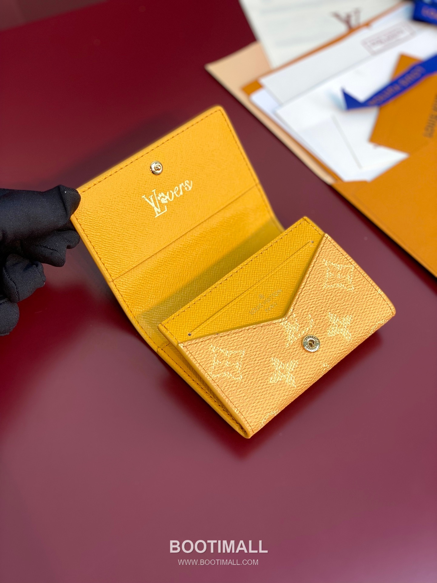 Louis Vuitton Envelope Monogram Heritage Canvas Yellow Card Holder 루이비통 앙벨로프 모노그램 헤리티지 캔버스 옐로우 카드홀더 10.5cm 5