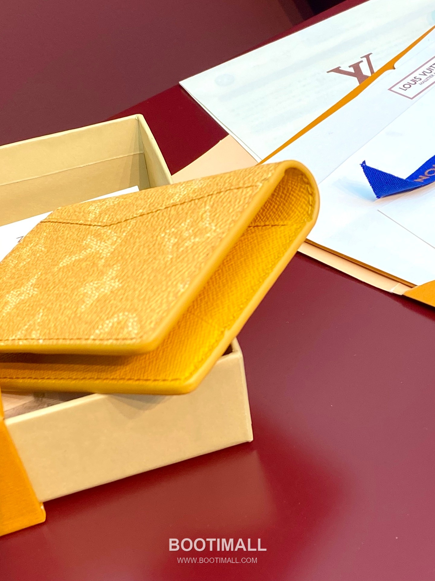 Louis Vuitton Pocket Wallet Monogram Heritage Coated Canvas Yellow Bifold 루이비통 포켓 월릿 모노그램 헤리티지 코티드 캔버스 옐로우 반지갑 11cm 10