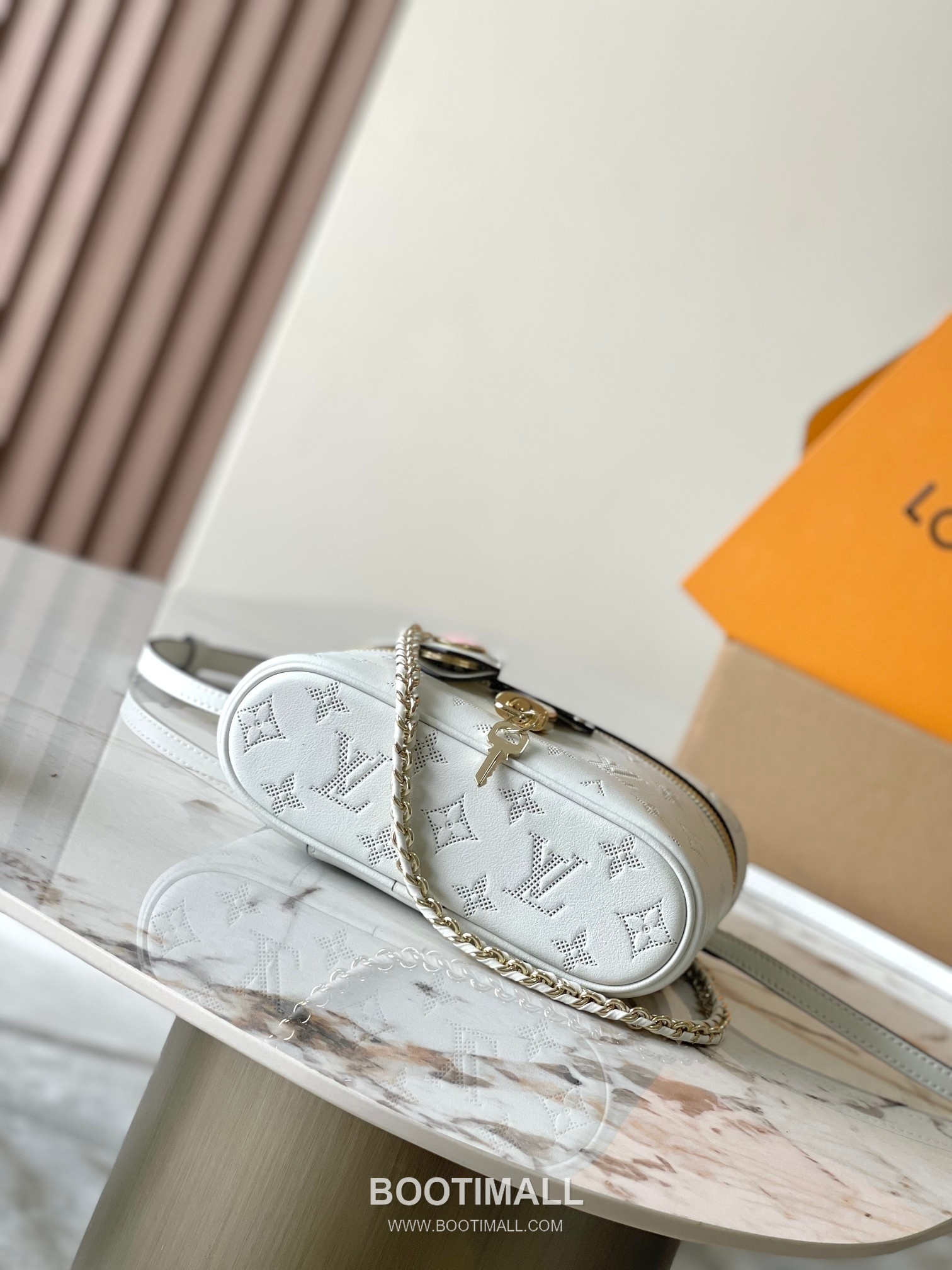 Louis Vuitton Vanity Flower Ring Coated Canvas White Zip Wallet 루이비통 배니티 플라워 링 코티드 캔버스 화이트 지퍼지갑 19cm 4