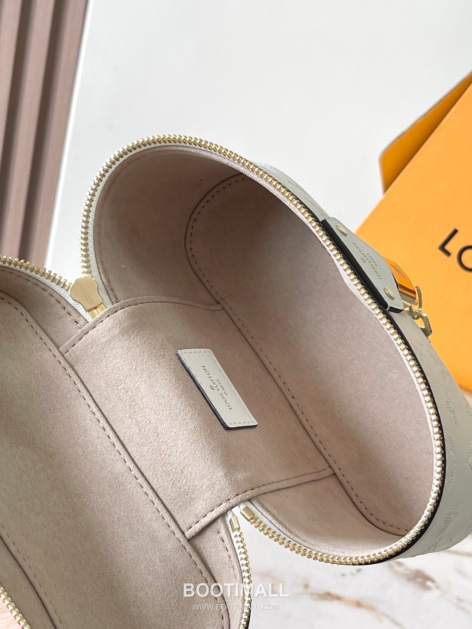 Louis Vuitton Vanity Flower Ring Coated Canvas White Zip Wallet 루이비통 배니티 플라워 링 코티드 캔버스 화이트 지퍼지갑 19cm 8