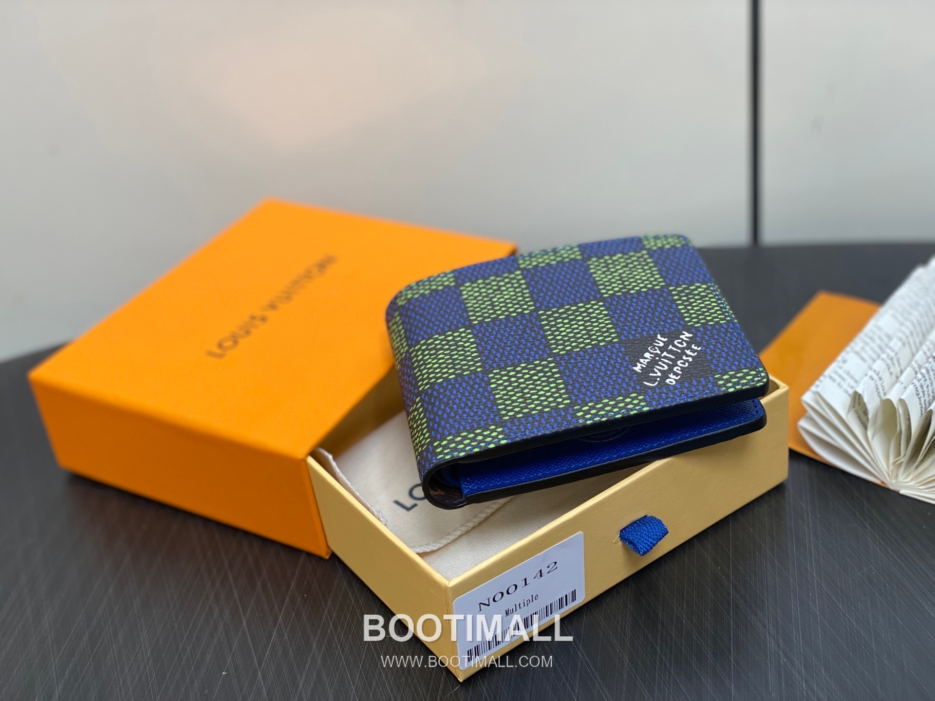 Louis Vuitton Damier Heritage Multiple Coated Canvas Blue Bifold Wallet 루이비통 다미에 헤리티지 멀티플 코티드 캔버스 블루 반지갑 11cm 4