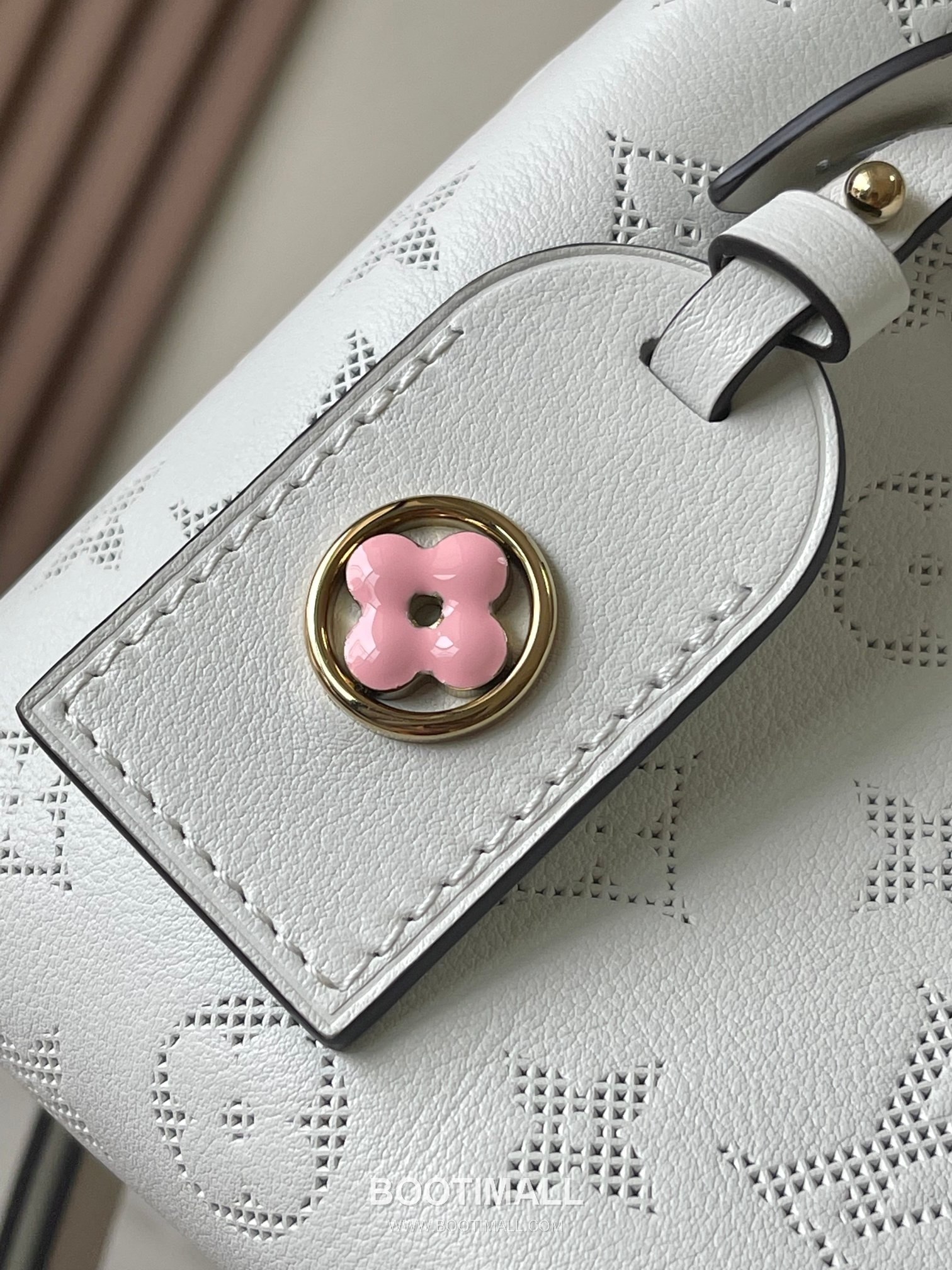 Louis Vuitton Bundle Monogram Perforated Embossed Cowhide Pink Long Wallet 루이비통 번들 모노그램 퍼포레이티드 엠보 소가죽 핑크 장지갑 5