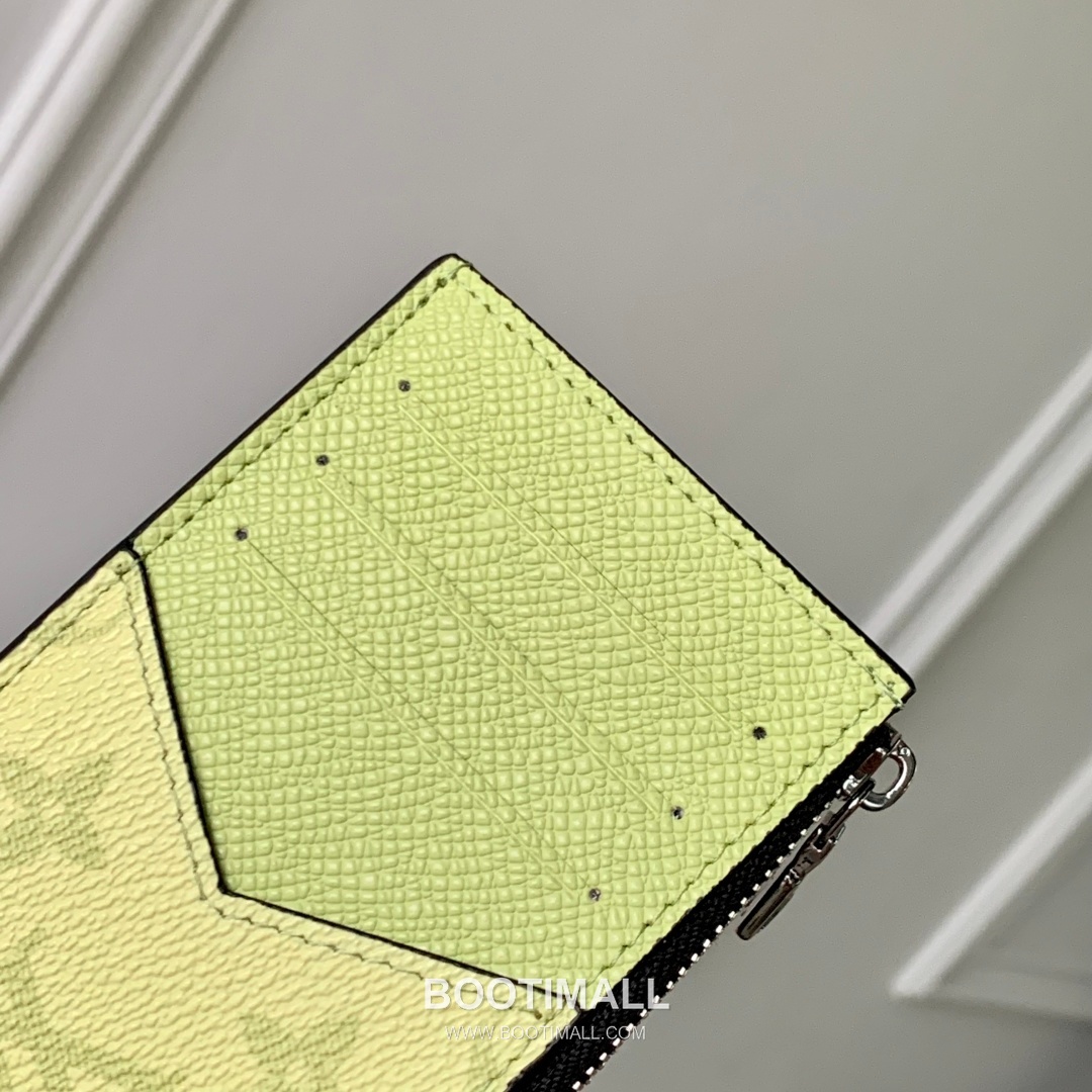 Louis Vuitton Monogram Taiga Coin Card Coated Canvas and Leather Yellow Holder 루이비통 모노그램 타이가 코인 카드 코티드 캔버스 레더 옐로우 14.5cm 6