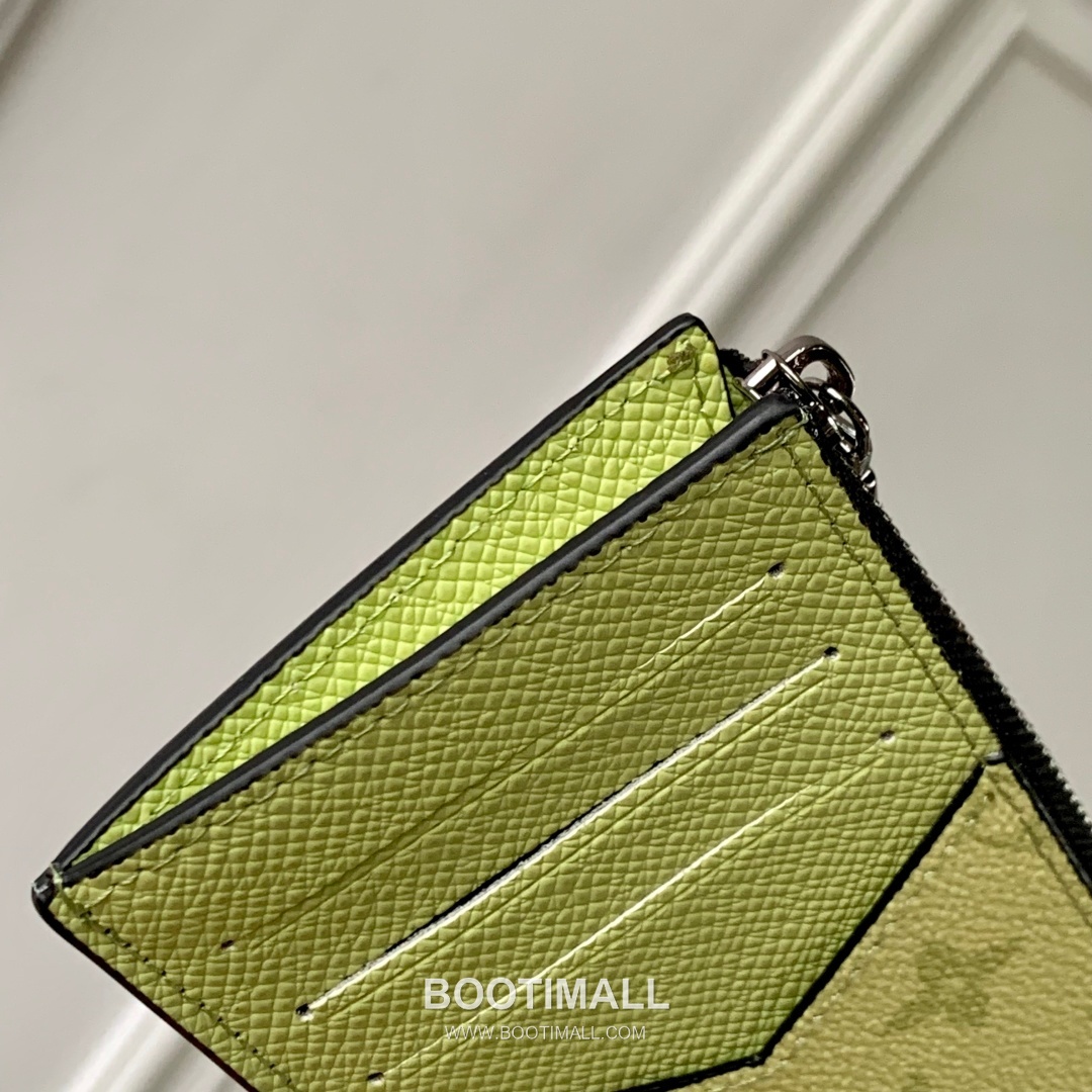 Louis Vuitton Monogram Taiga Coin Card Coated Canvas and Leather Yellow Holder 루이비통 모노그램 타이가 코인 카드 코티드 캔버스 레더 옐로우 14.5cm 7