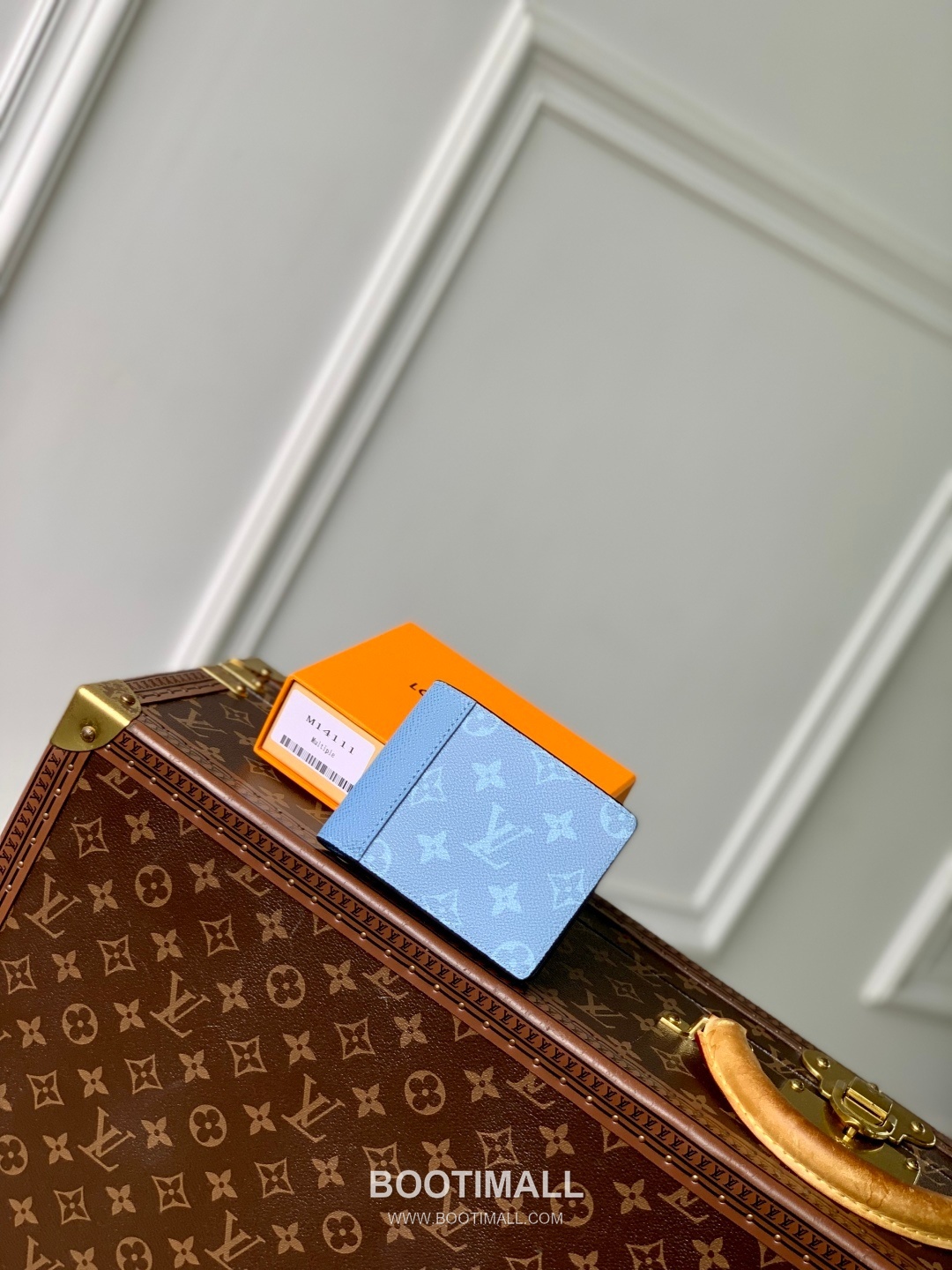 Louis Vuitton Multiple Monogram Taiga Canvas and Leather Blue Bifold Wallet 루이비통 멀티플 모노그램 타이가 캔버스 레더 블루 반지갑 11.5cm 1