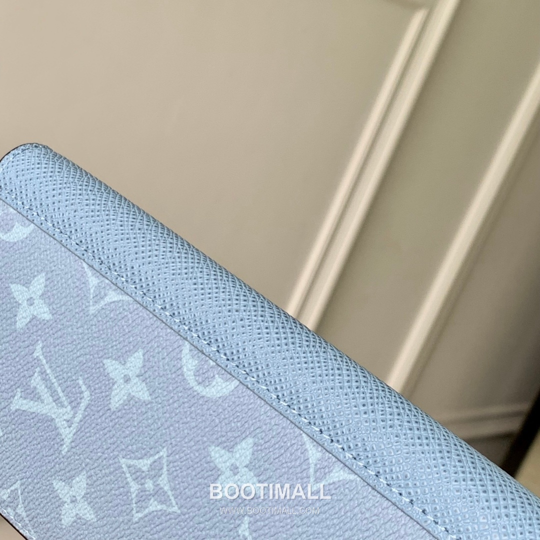 Louis Vuitton Brazza Monogram Taiga Long Coated Canvas and Leather Blue Wallet 루이비통 브라자 모노그램 타이가 롱 코티드 캔버스 레더 블루 장지갑 19cm 3