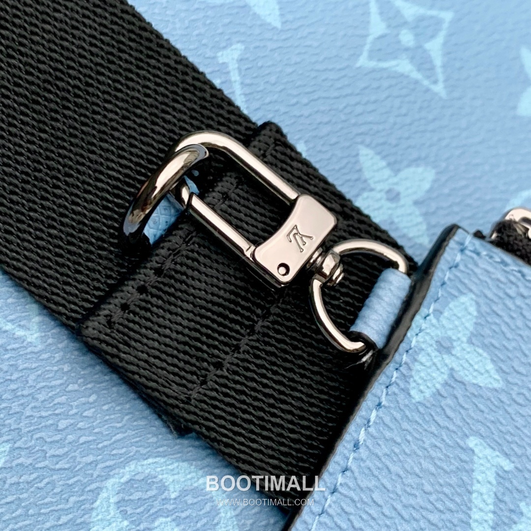 Louis Vuitton Gaston Wearable Wallet Monogram Coated Canvas and Taiga Leather Blue Long 루이비통 가스통 웨어러블 월릿 모노그램 코티드 캔버스 타이가 레더 블루 장지갑 22cm 7