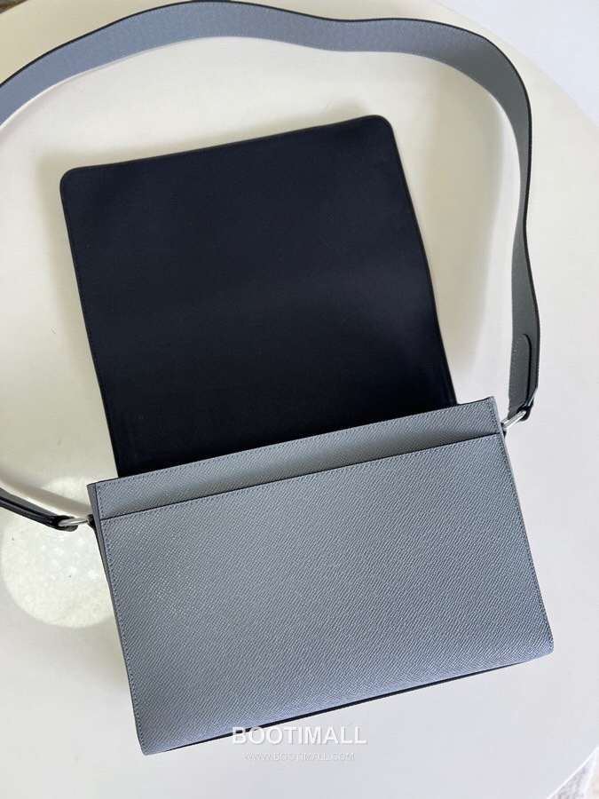 Louis Vuitton New Flap Taiga Leather Messenger Bag M30808 루이비통 뉴 플랩 타이가 가죽 메신저백 28.3cm 7