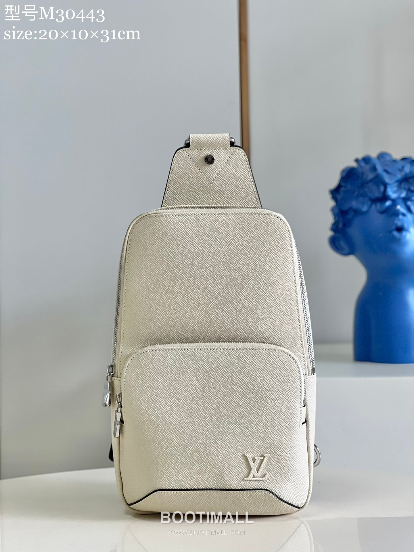 Louis Vuitton Avenue Taiga Leather Sling Bag M30443 루이비통 애비뉴 타이가 가죽 슬링백 31cm 1